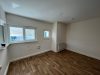 geräumige 2- RWE mit Balkon & Fahrstuhl in einer Mehrgenerationen - Wohnanlage / Königshufen ! - Modernisiertes Zimmer