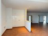 gemütliche 3- Raumwohnung - Maisonette - mit Terrasse und Fahrstuhl ! - Leere Wohnung mit Fliesenboden
