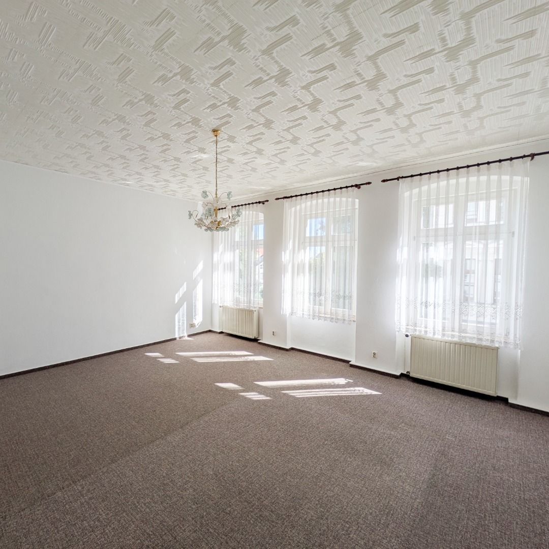 Großzügige 3-Raum-Eigentumswohnung mit Einbauküche im Stadtzentrum 02828 Görlitz, Etagenwohnung