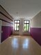 geräumige 3- Raum-Maisonettewohnung mit separatem Eingang in ruhiger Hinterhauslage der Augustastraße ! - Wohnzimmer mit Streifenwand