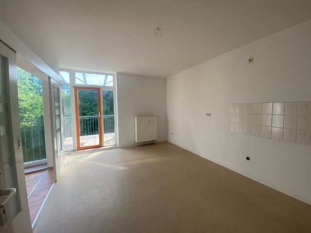 gemütliche 2-Raumwohnung mit Balkon und Stellplatz! 02894 Reichenbach, Etagenwohnung