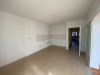 gemütliche 2-Raumwohnung mit Balkon und Stellplatz! - Leerer Raum mit Tür