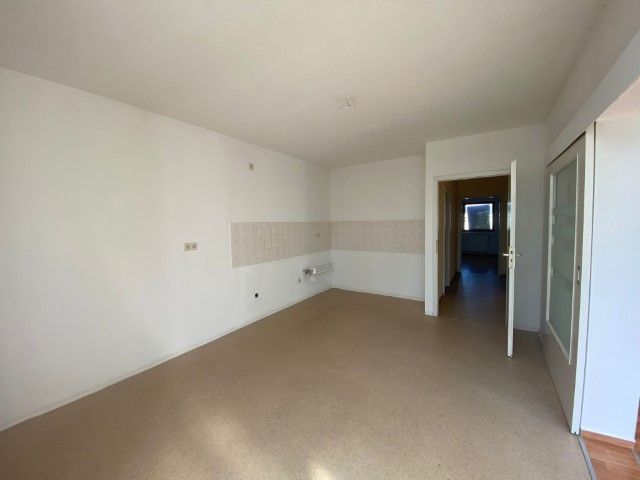 gemütliche 2-Raumwohnung mit Balkon und Stellplatz! - Photo 2