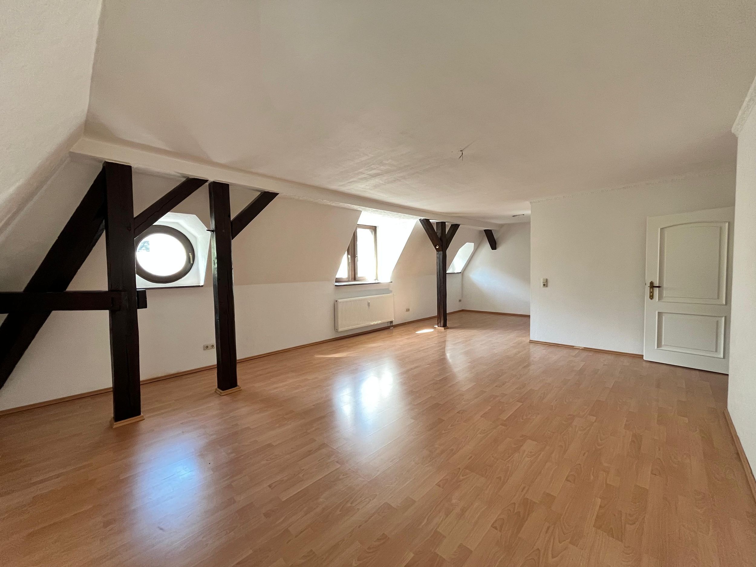 große 3- RWE mit Einbauküche (möglich) im Dachgeschoss am Stadtpark ! 02826 Görlitz, Dachgeschosswohnung